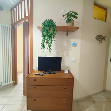 Marconi House Apartment